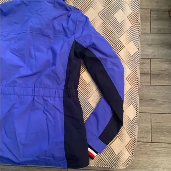 Tommy Hilfiger Raincoat - Picture 9 of 13